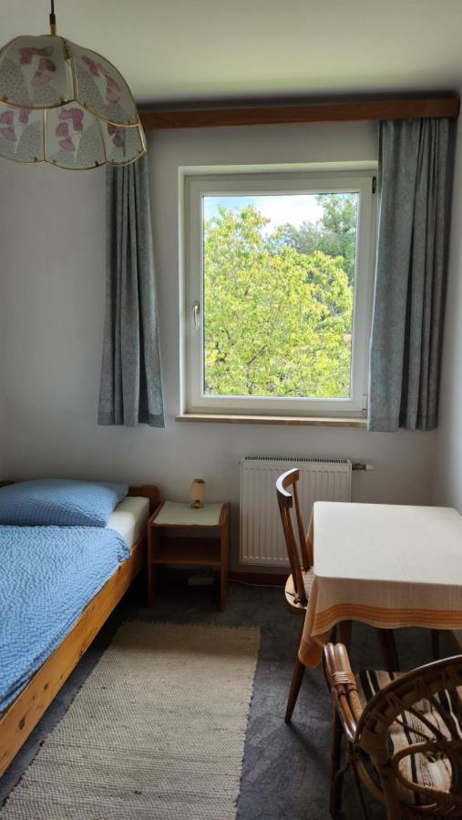 Haus Carinthia Woerthersee Kaernten Hotel Krumpendorf Bagian luar foto